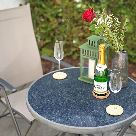 Lehen - Herr 1 Apartment Freiburg im Breisgau
